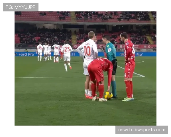 英超与微软达成五年战略合作，AI技术将变革球迷体验与赛事分析