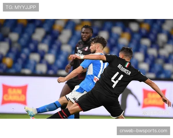 热那亚主场对阵那不勒斯，4-3-3低位防守体系迎战3-4-3控球推进